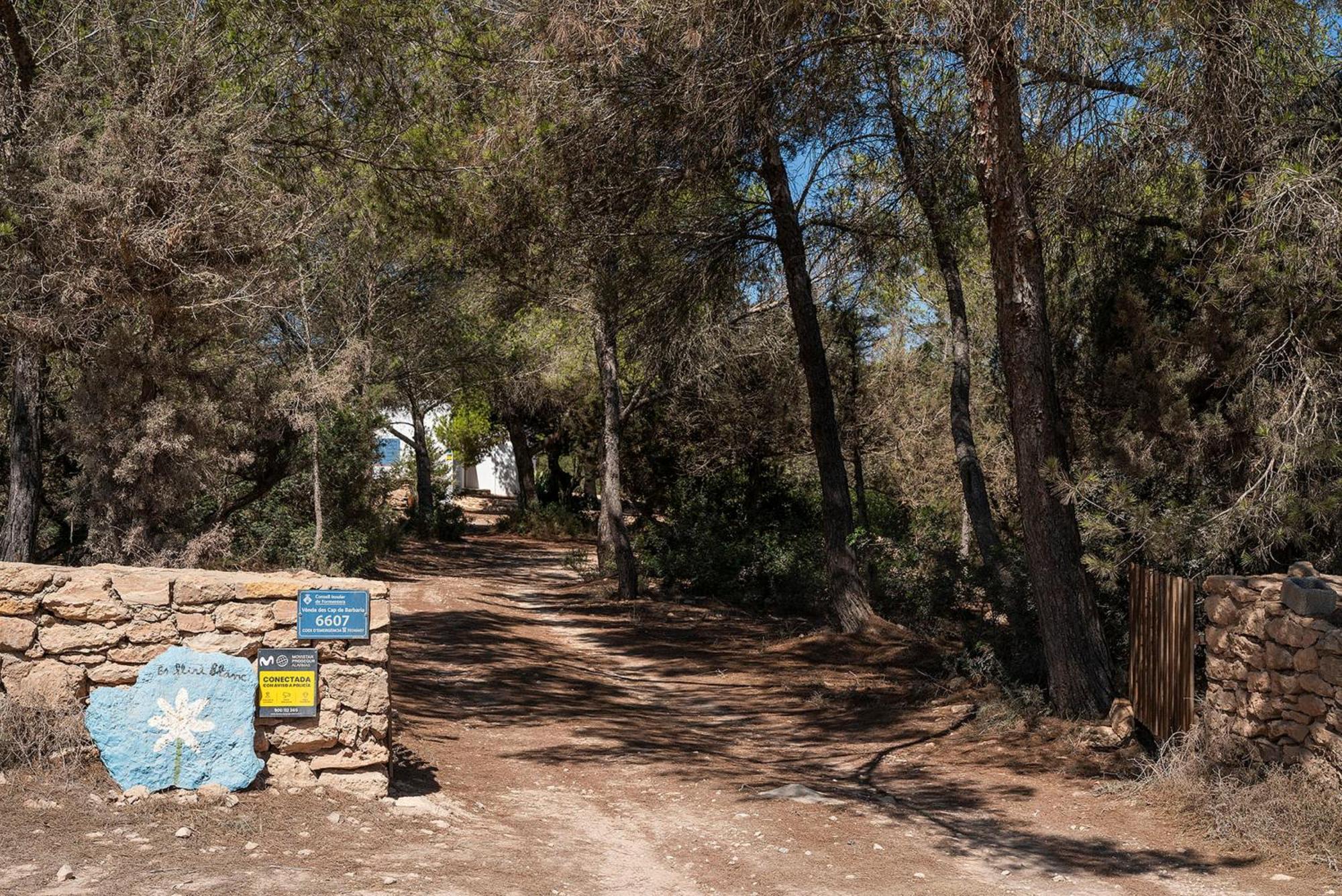 Es Lliri Blanc Villa Cala Saona Exterior photo